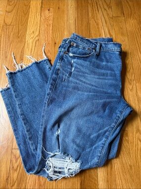 Gap Girlfriend Classic Distressed Blue Denim Jeans